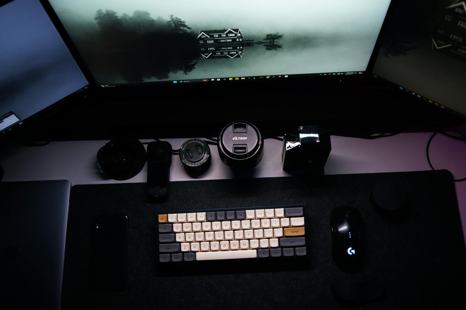 logitech g pro x superlight vs razer viper v2 pro